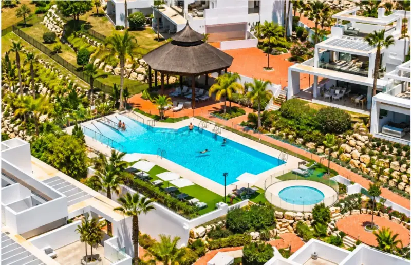 Exclusive Duplex Penthouse with 122 m² of Terraces... — Costa del Sol · Benahavís