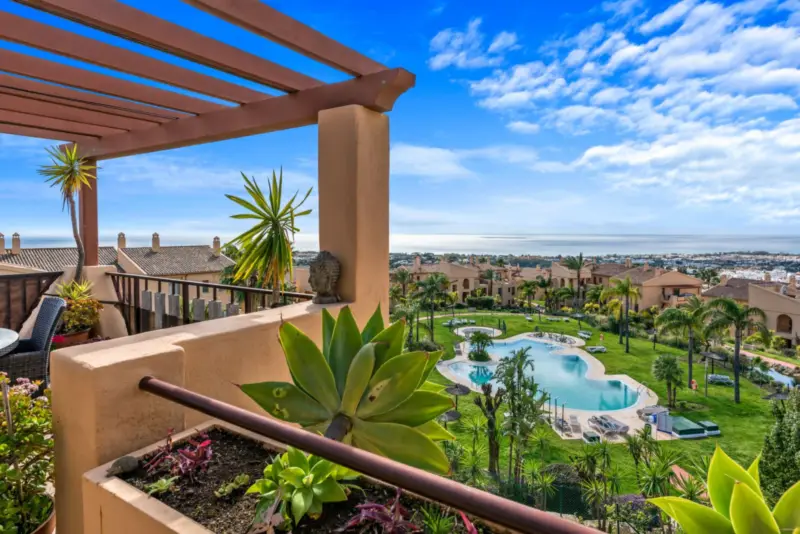 This exceptional three-bedroom, two-bathroom penth... — Costa del Sol · Benahavís