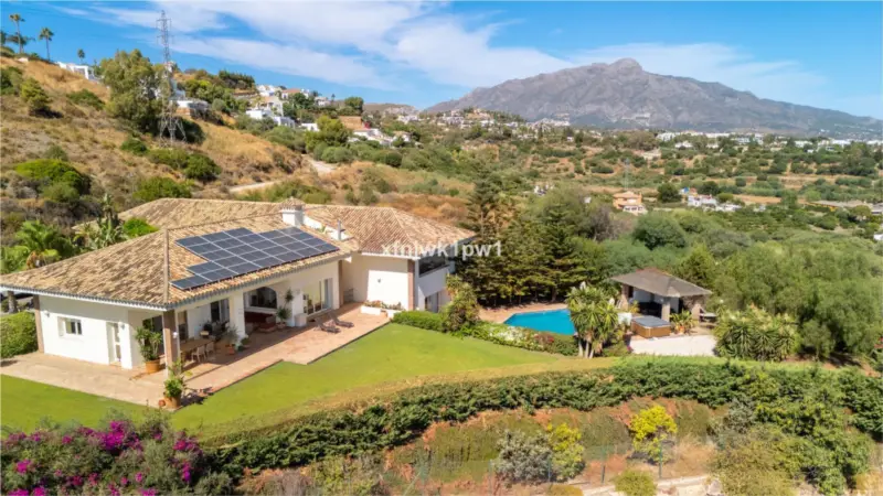 Exclusive Private Villa in the Hills of Benahavís... — Costa del Sol · Benahavís