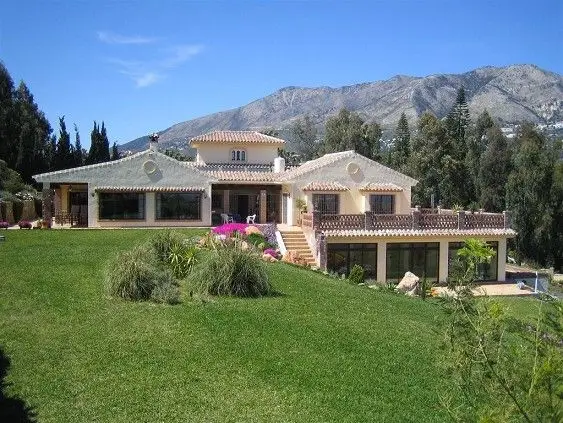German Construction - Villa in Country Stiyle with... — Costa del Sol · Mijas