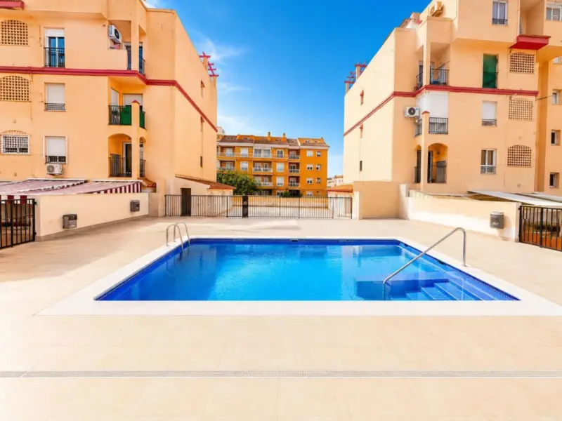 Ground-floor flat with communal swimming pool and... — Costa del Sol · Arroyo de la Miel