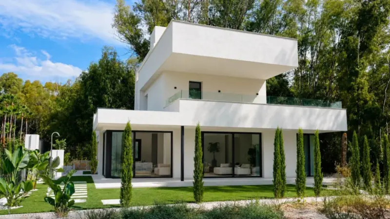Property — Costa del Sol · Nueva Andalucía