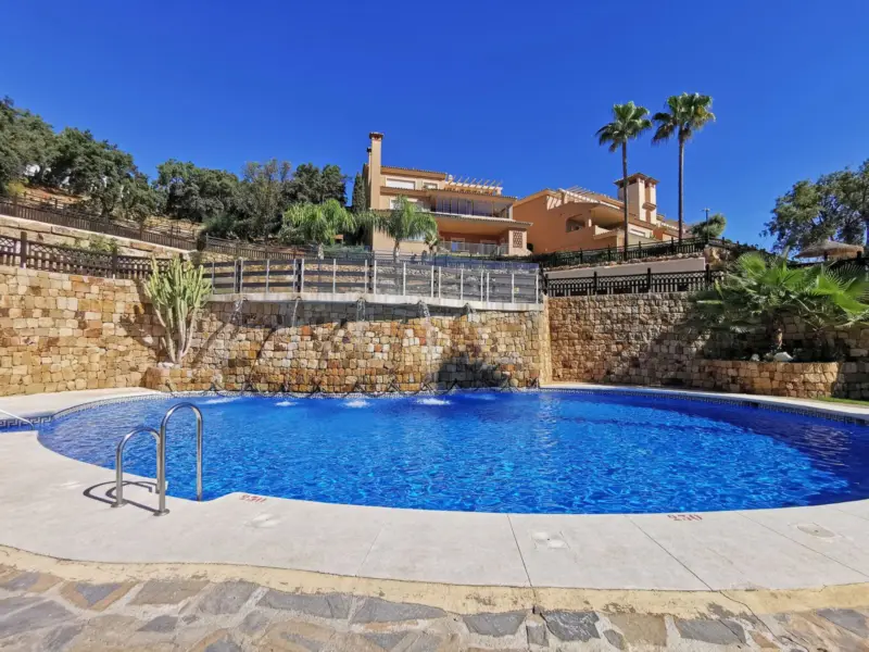 Ground Floor Apartment for sale in La Mairena, Mar... — Costa del Sol · La Mairena