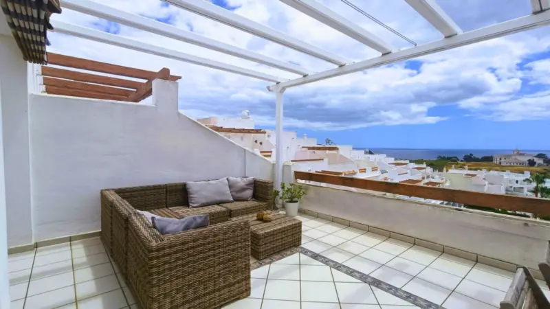 Spacious 5-Bedroom Townhouse with Sea Views in La... — Costa del Sol · Punta Chullera