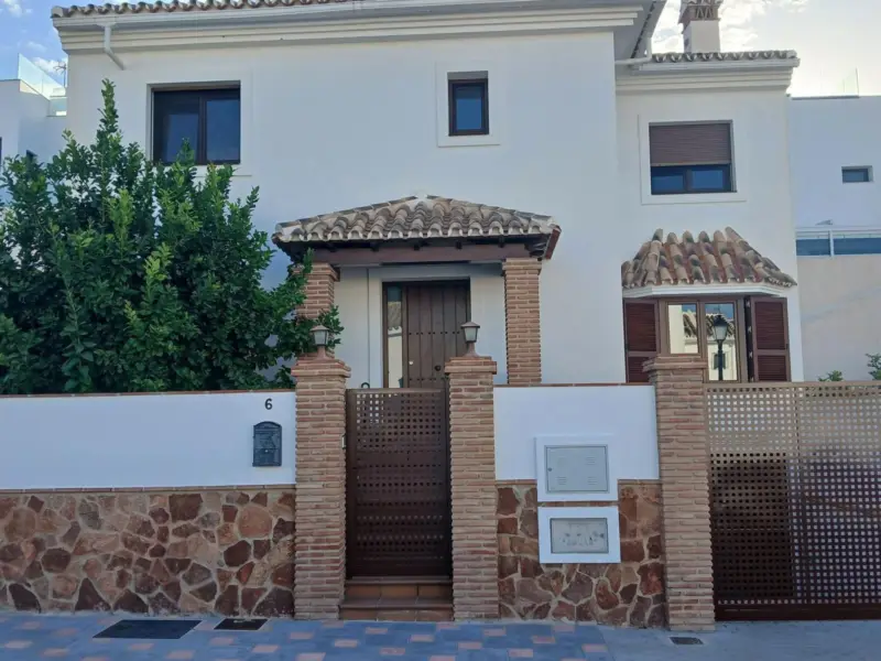 Beautiful detached villa situated in the heart of... — Costa del Sol · Los Pacos