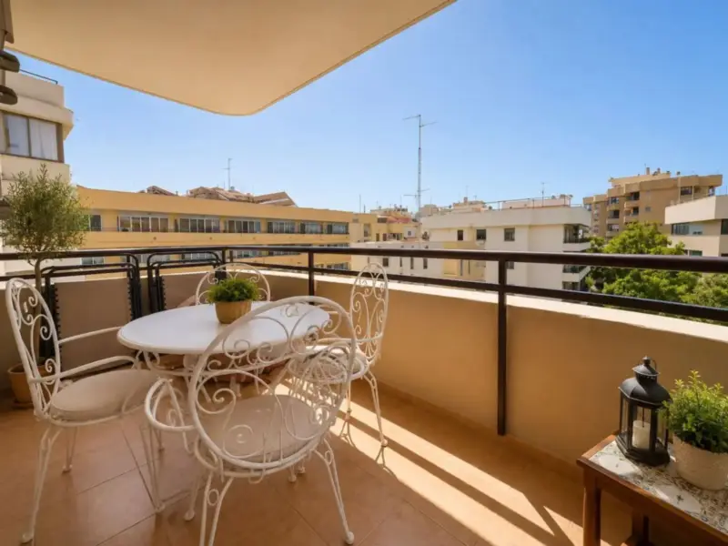 Bright and spacious three-bedroom apartment of 133... — Costa del Sol · Marbella