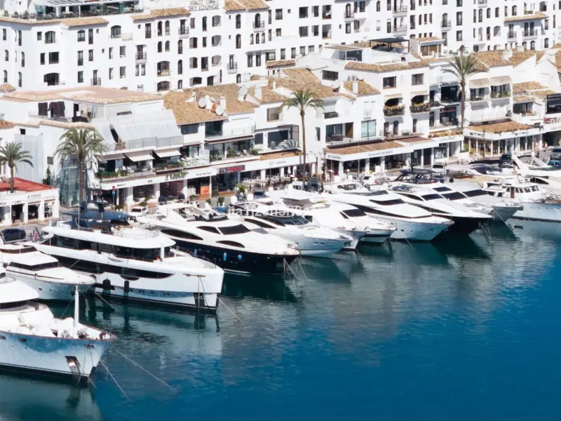 Property — Costa del Sol · Puerto Banús