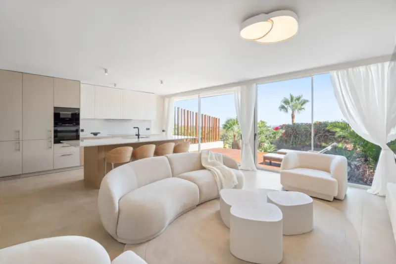 Property — Costa del Sol · Nueva Andalucía
