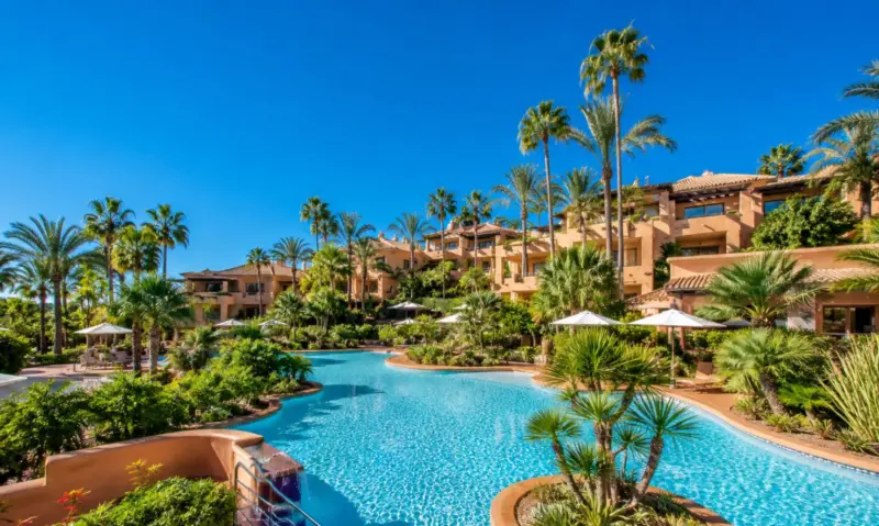 Located in the prestigious Mansion Club in Sierra... — Costa del Sol · Sierra Blanca