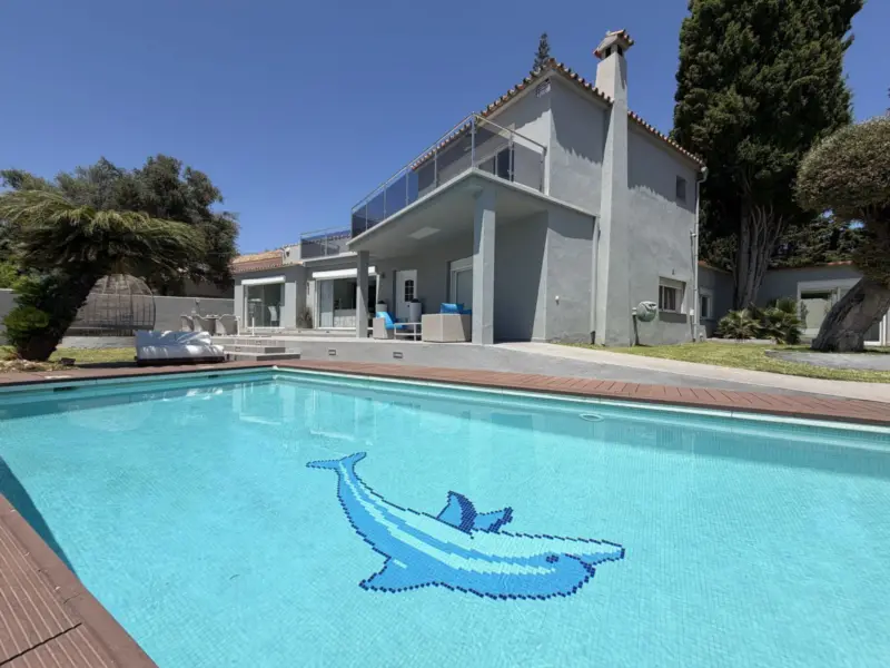 Superb Beachside Villa in Cabopino, East Marbella.... — Costa del Sol · Cabopino