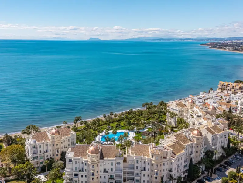 Property — Costa del Sol · Estepona