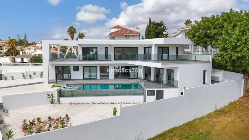 Property — Costa del Sol · El Faro