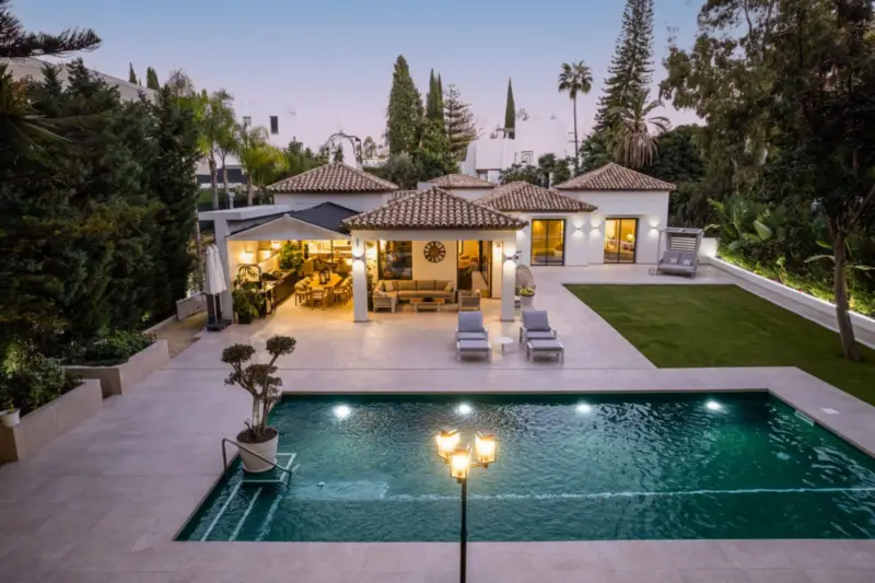 Property — Costa del Sol · Nueva Andalucía