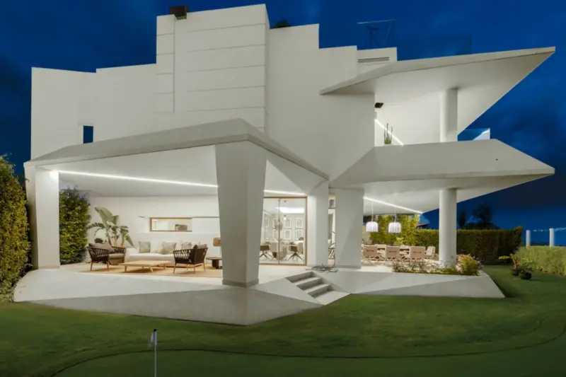 Property — Costa del Sol · Nueva Andalucía