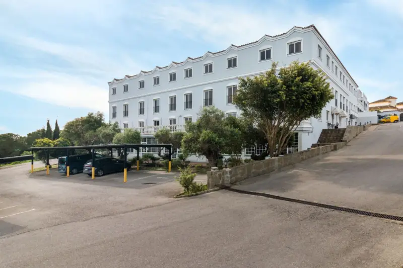 Amazing opportunity to purchase a Hotel / Sports C... — Costa del Sol · Sotogrande