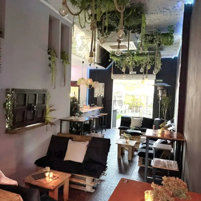 COMMERCIAL PREMISES FOR SALE IN FUENGIROLA MARINA... — Costa del Sol · Fuengirola