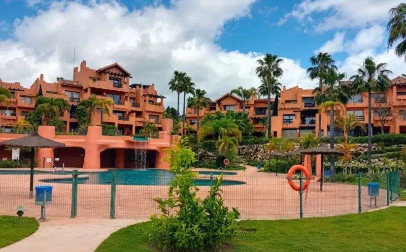Spectacular Apartment in Sotoserena Urbanisation,... — Costa del Sol · Estepona