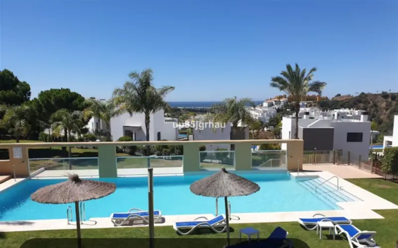 Luxurious apartment for sale in the heart of the C... — Costa del Sol · Estepona