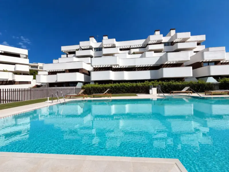 PERFECT LOCATION - SPECTACULAR TERRACE WITH SEA VI... — Costa del Sol · Estepona