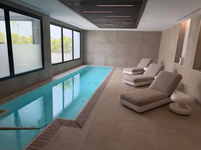 Brand-new 4-bedroom penthouse with stunning views... — Costa del Sol · Estepona