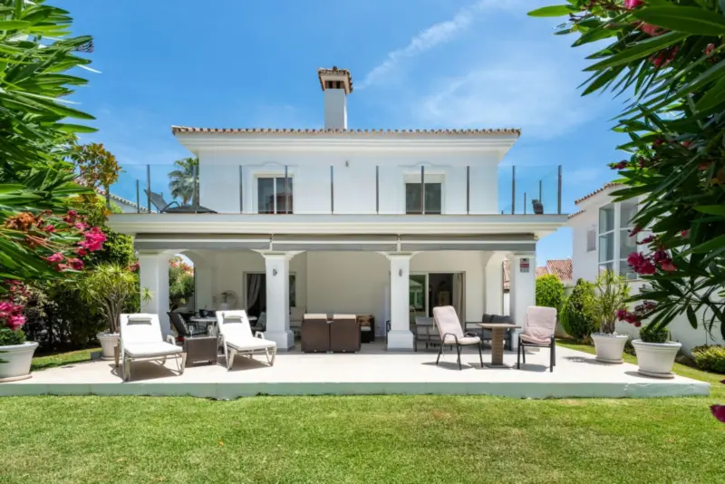 Pretty Villa in a Boutique Community Near the Sea... — Costa del Sol · Atalaya