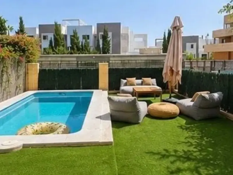 Exclusive semi-detached house with private swimmin... — Costa del Sol · Estepona