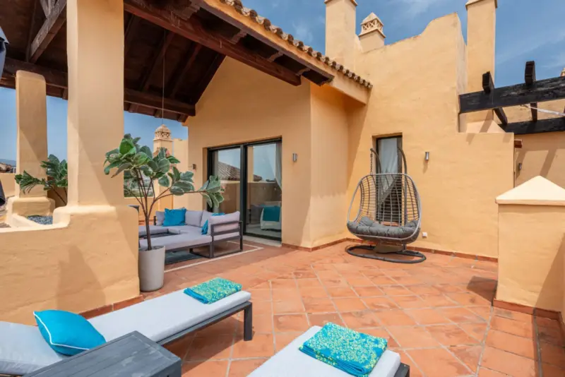 Fantastic 3-bedroom duplex penthouse located withi... — Costa del Sol · Estepona