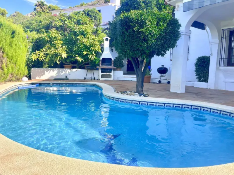 Tucked away in a quiet cul-de-sac shared with only... — Costa del Sol · Mijas