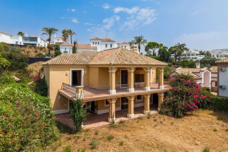 Property — Costa del Sol · Estepona
