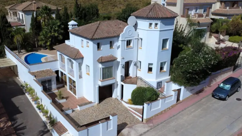 Property — Costa del Sol · Coín