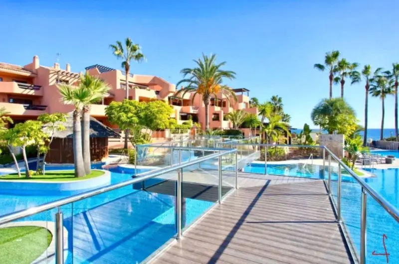 Exclusive apartment for sale in Estepona, located... — Costa del Sol · Estepona